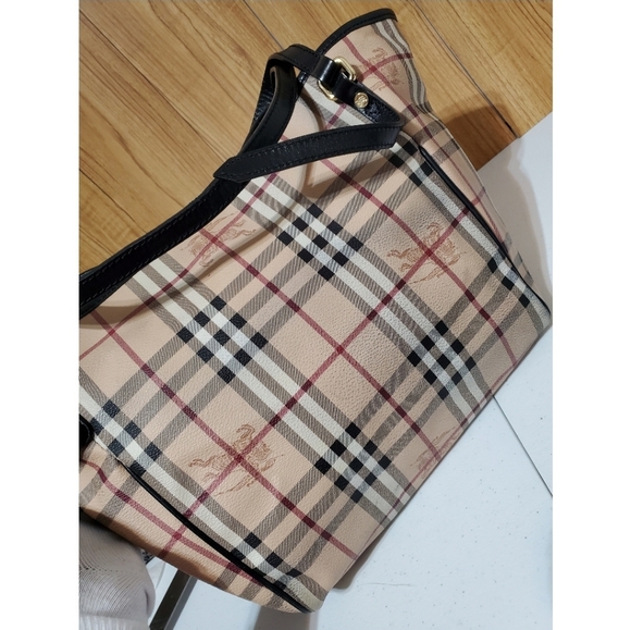 Burberry Canterbury Haymarket Tote - Picture 9 of 13